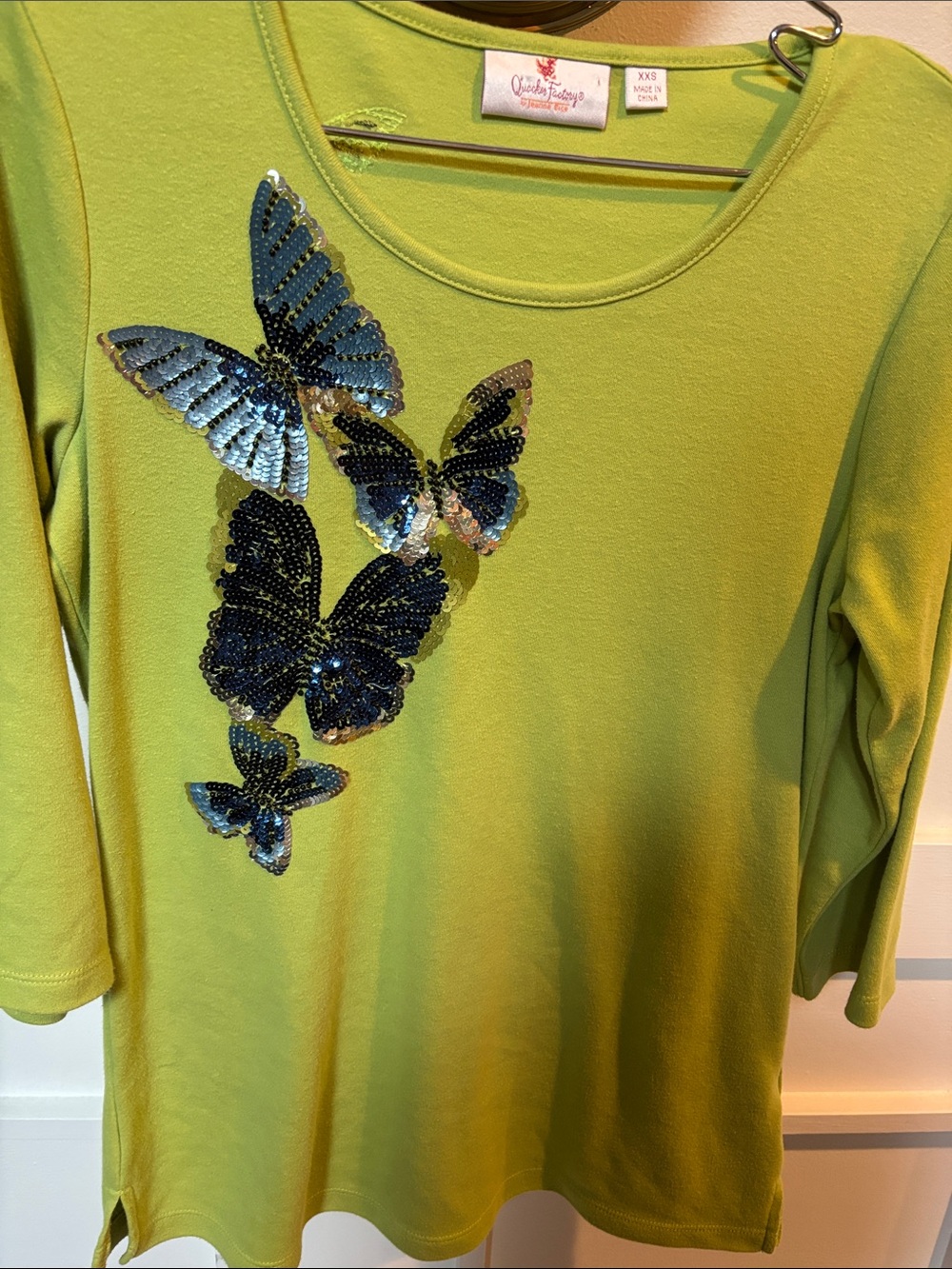lime green Quacker Factory knit top size xxs